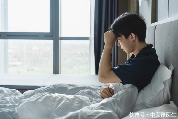 配资股票交易 起夜几次算正常？提醒：夜尿频繁可能与这4种疾病相关